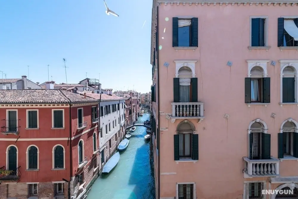 Casanova Deluxe Apartment by Wonderful Italy - Oda Manzaraları