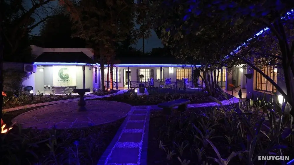 The Cascades Guest Lodge and Apartments - Öne Çıkan Resim