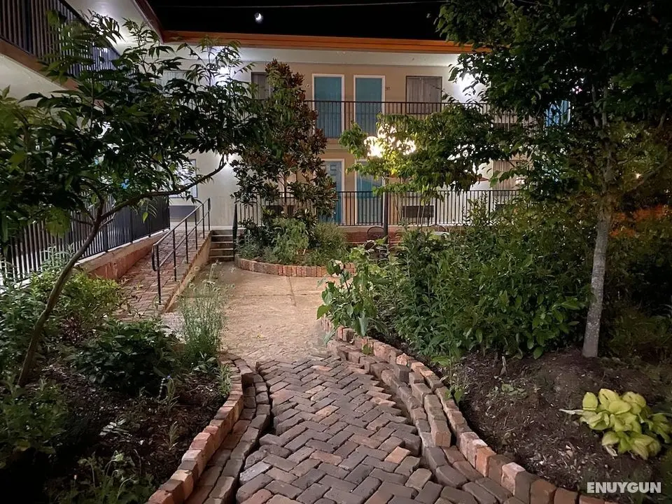 Cascades Inn - Öne Çıkan Resim
