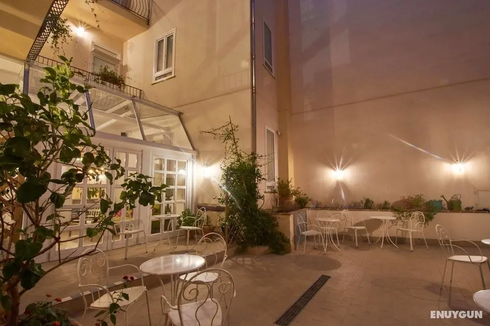 Cas'E Charming House - Dış Mekan