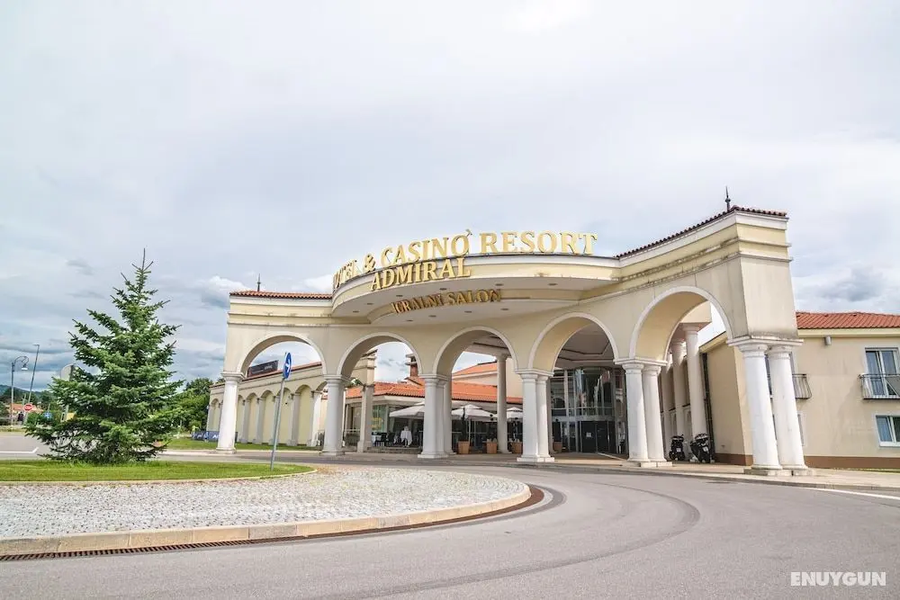 Casino & Hotel ADMIRAL Kozina - Oda Manzaraları