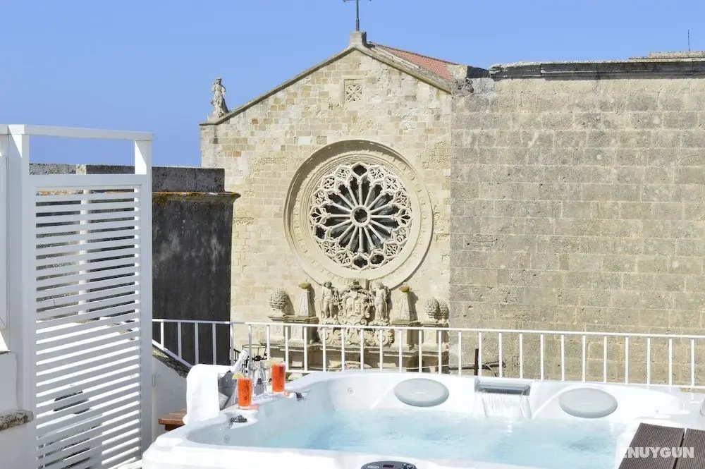 Cathedral Suite - Öne Çıkan Resim