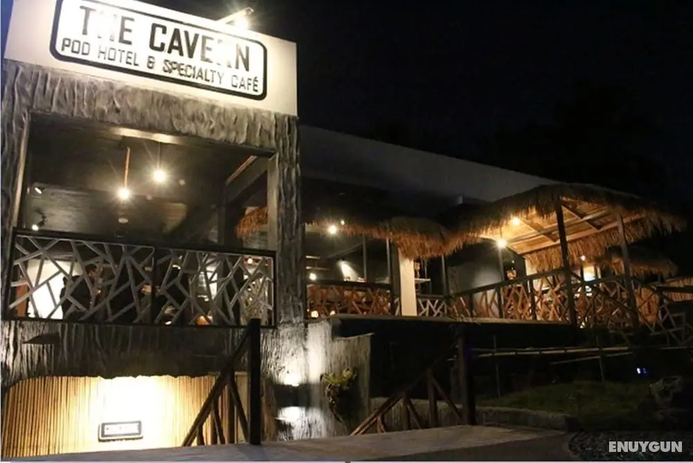 The Cavern Pod Hotel & Specialty Café - Hostel - Öne Çıkan Resim