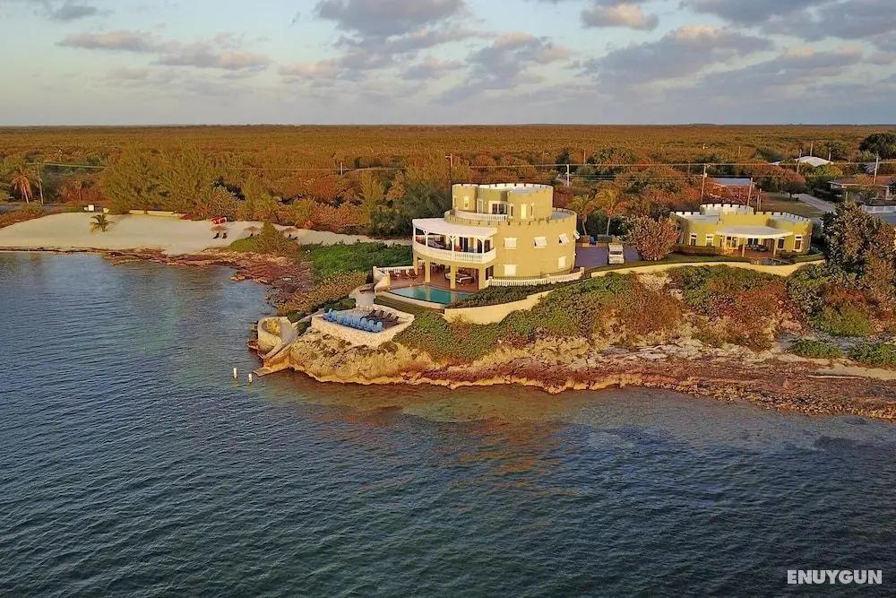 Cayman Castle & Guesthouse - Öne Çıkan Resim