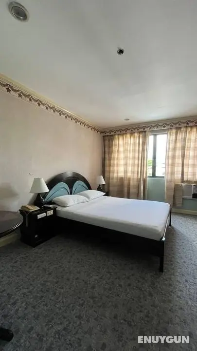 Cebu Holiday Plaza Hotel - Oda