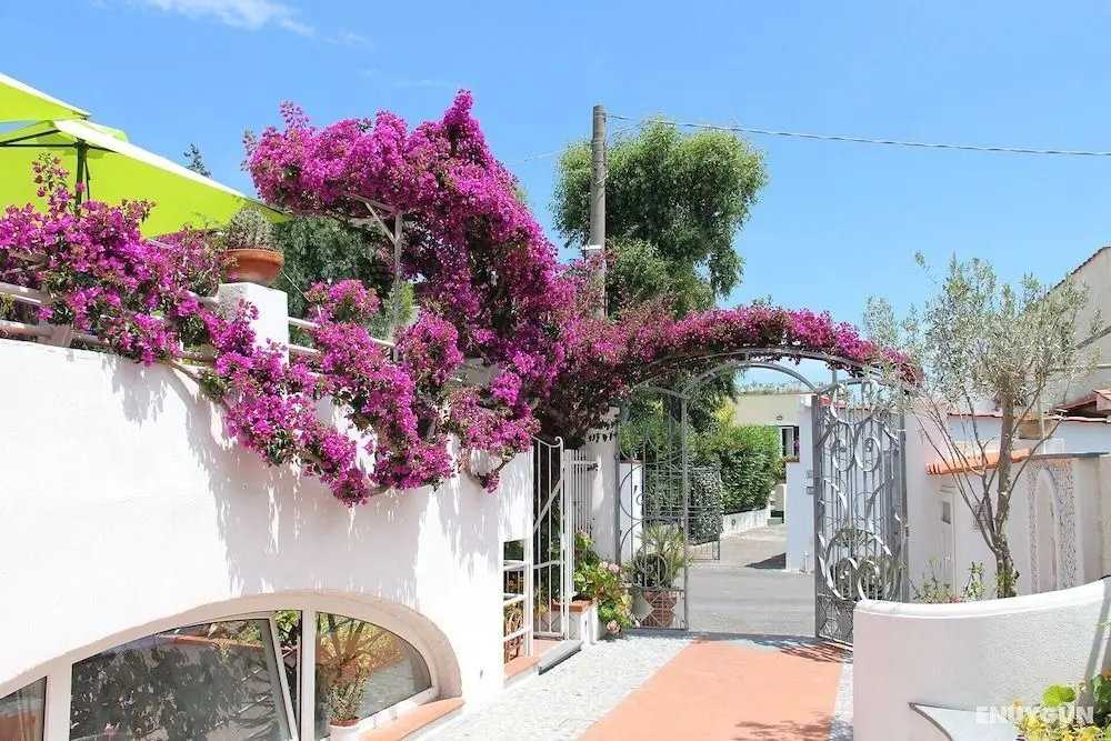 Villa Cecilia - Öne Çıkan Resim