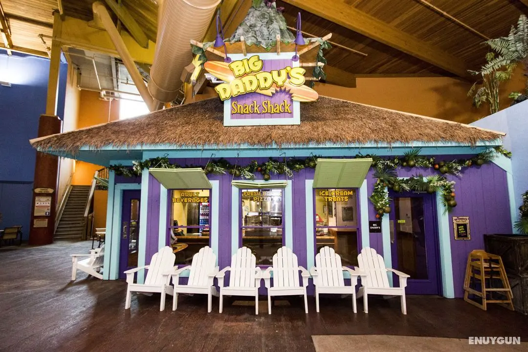 Cedar Point's Castaway Bay - Yerinde Yemek