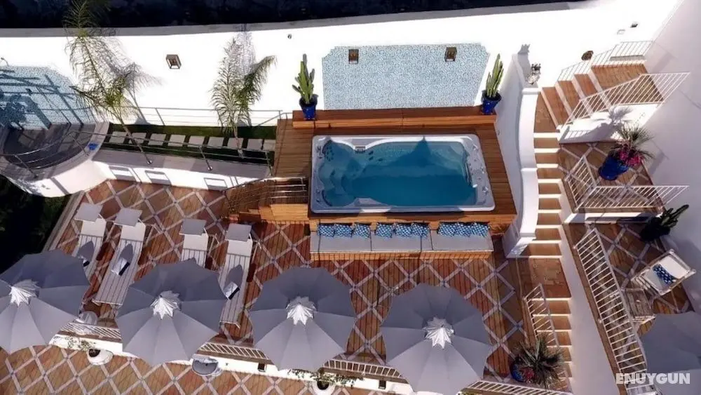 Villa Celeste With Swimming Pool Sea View Terraces and Garden - Oda