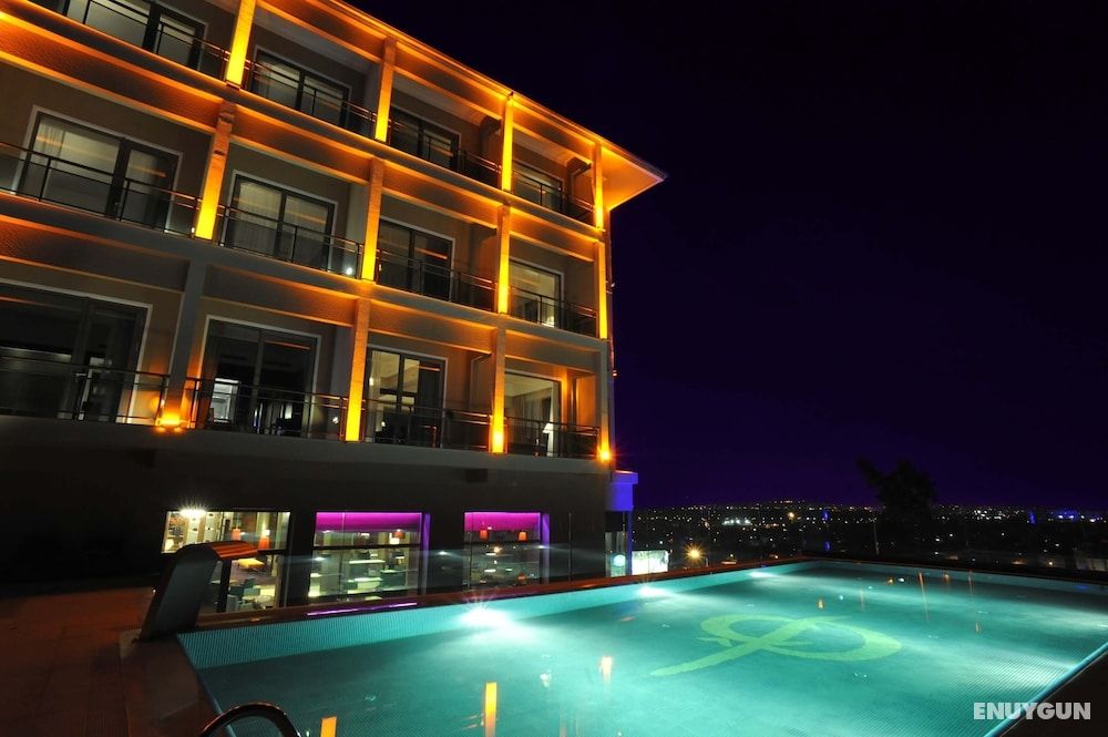 Çelik Palace Hotel Convention Center & Thermal SPA