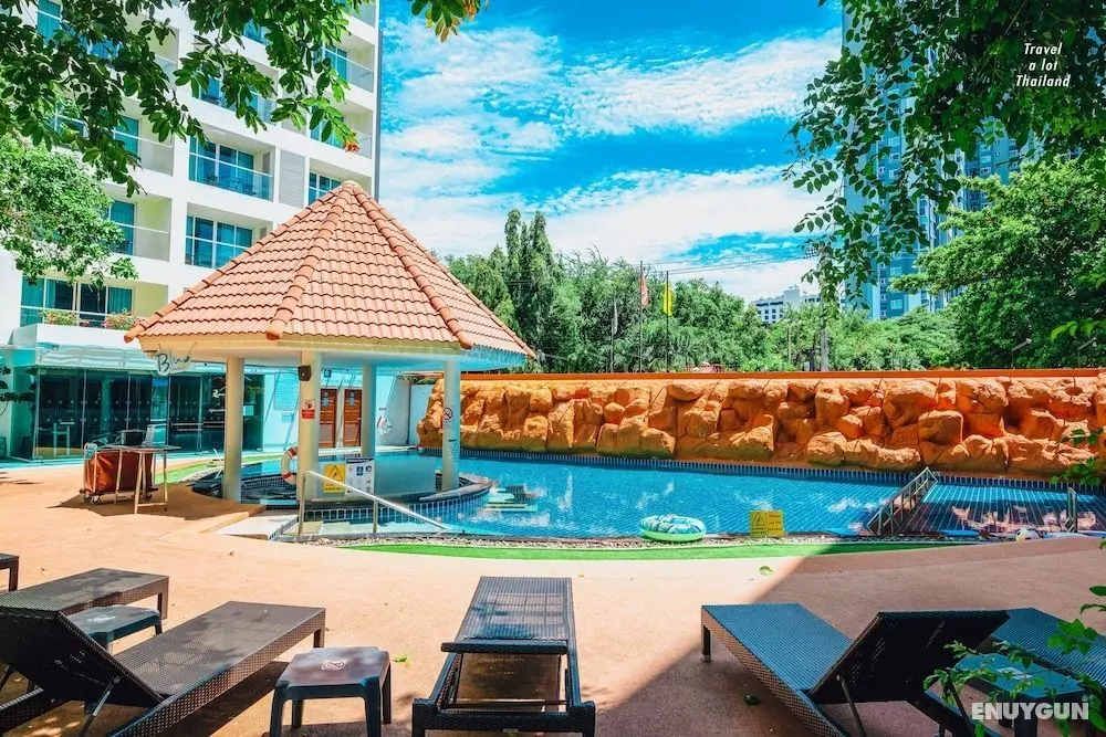 Centara Pattaya Hotel - Öne Çıkan Resim