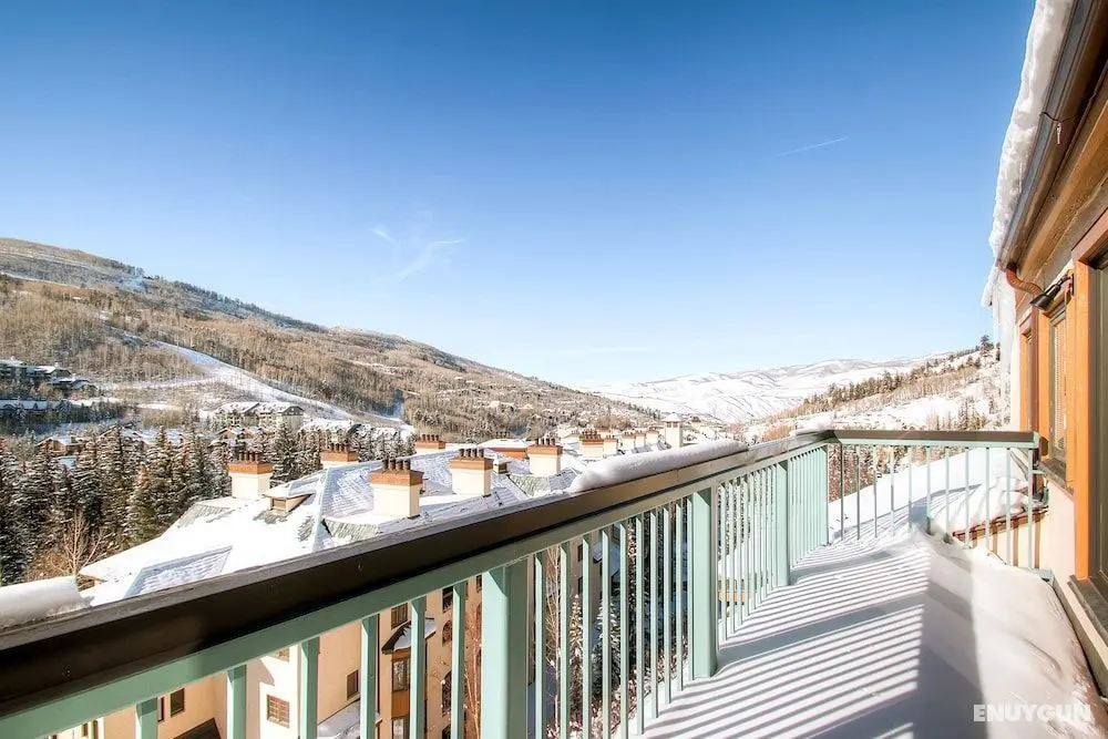Centennial 2 Bedroom Condo Unit no. 25 - Oda Düzeni