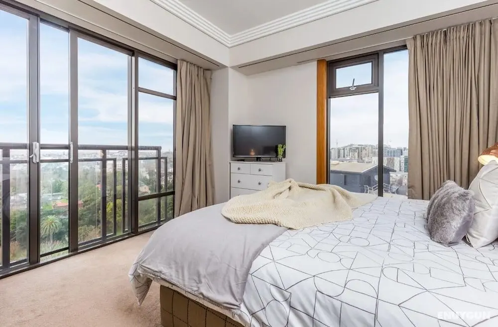 Central 2 Bedroom with Free Parking - Öne Çıkan Resim
