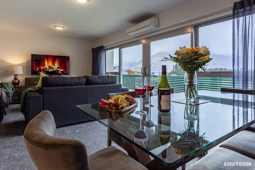 Central City Apartment with Parking & Great Views - Öne Çıkan Resim