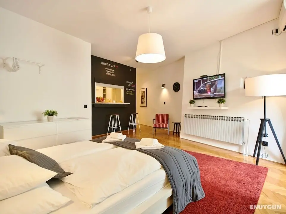 Central Downtown Apartments by Irundo - Öne Çıkan Resim