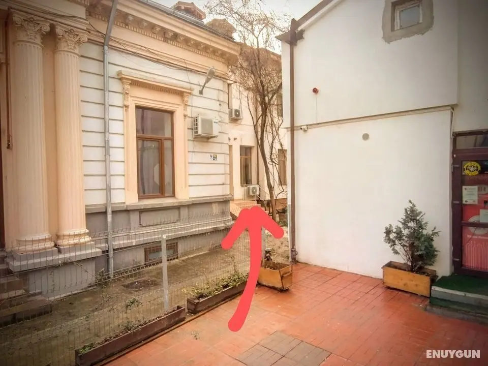 Central Guesthouse Bucharest - Adults Only - Dış Mekan