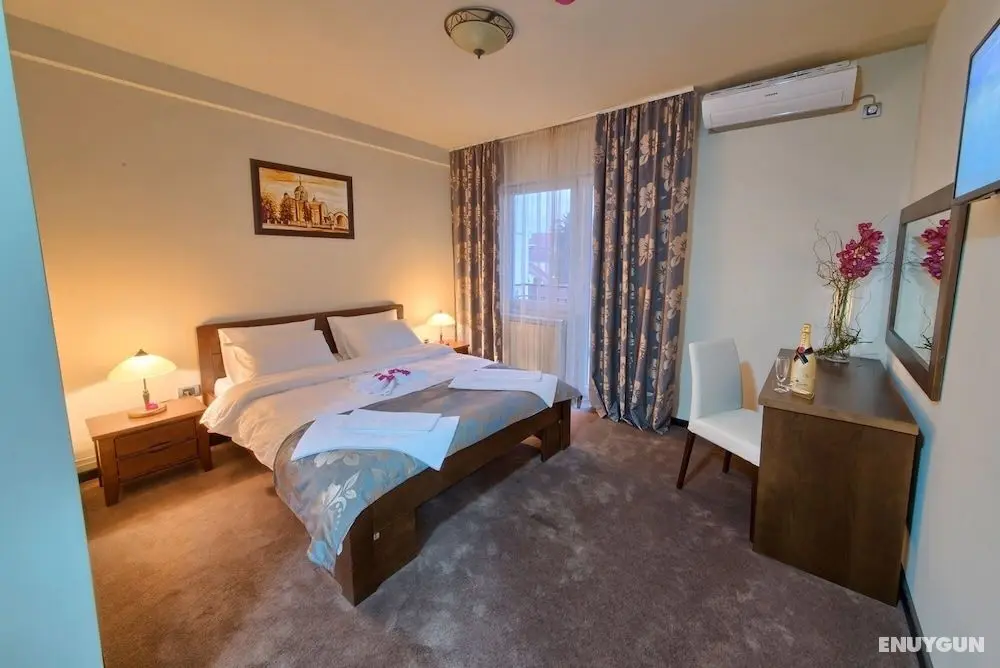 Central Lux Hotel Kragujevac - Öne Çıkan Resim