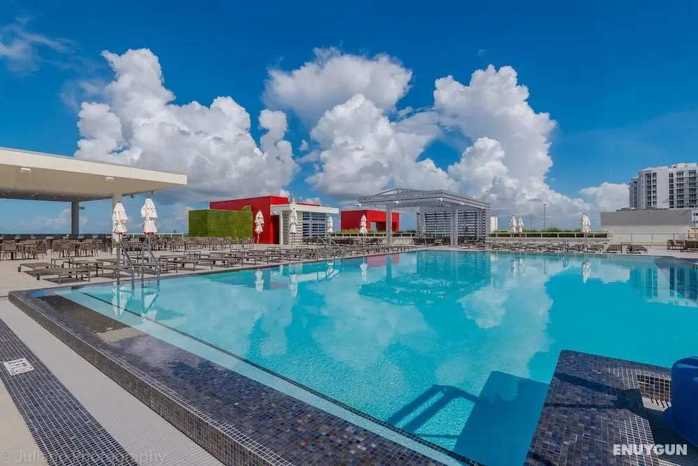 CH Luxury Condos & Studios On The Beach - Öne Çıkan Resim