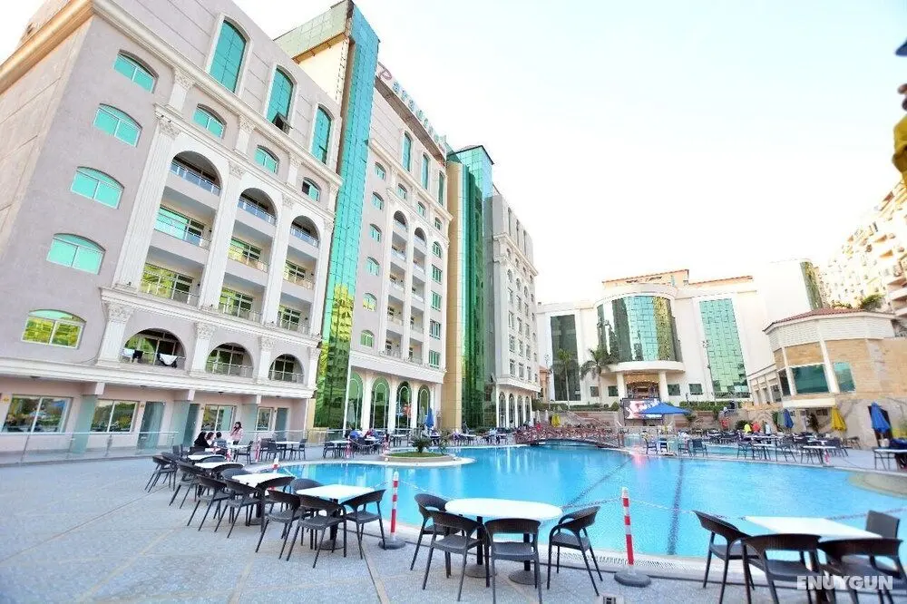 Chain Luxe Paradise Hotel - Öne Çıkan Resim