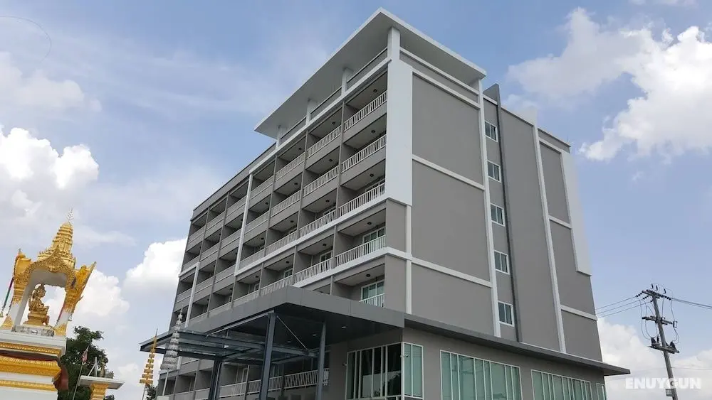 Chaisaeng Villa Hotel - Dış Mekanlar