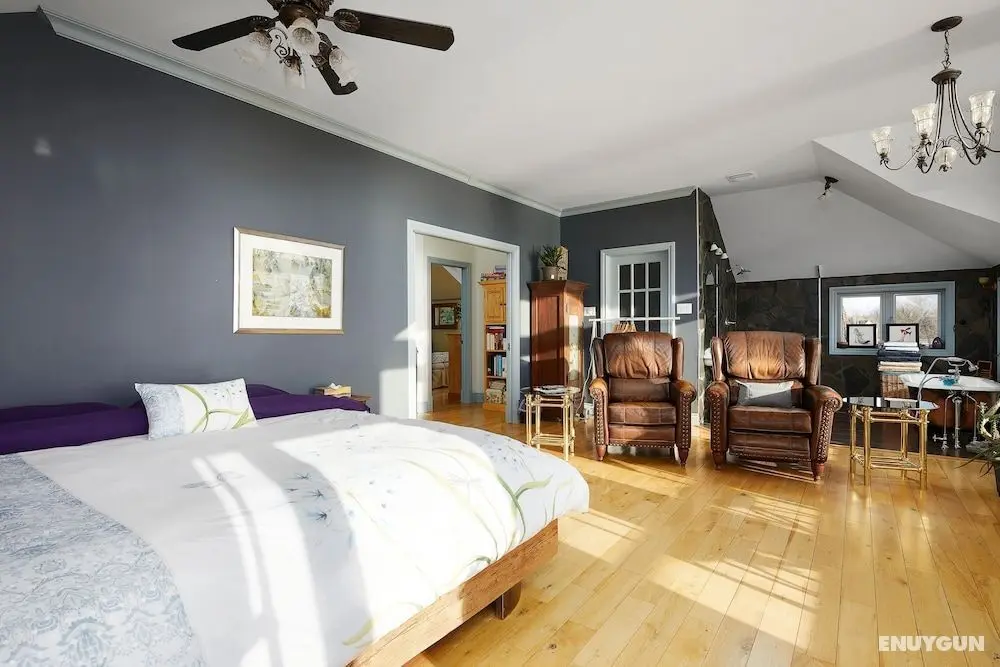 Chalet Chaleureux Sur Le Bord De Leau Naviguable - Oda