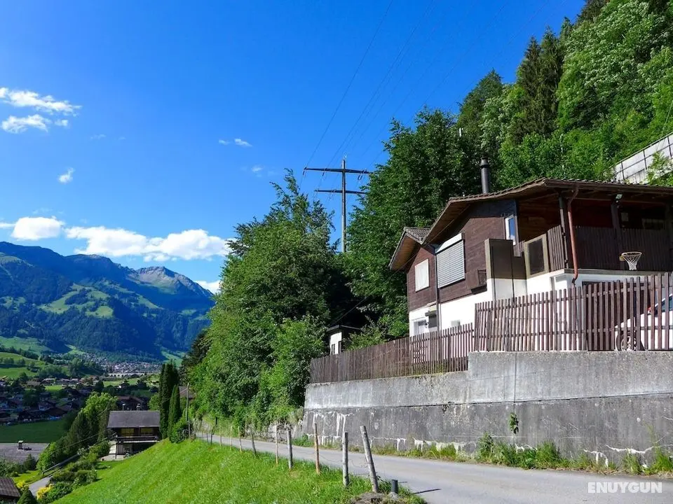 Chalet Guldeli Kandergrund - Öne Çıkan Resim