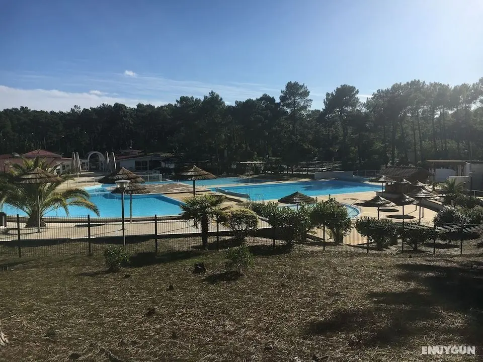 Chalet Orange Naturiste la Jenny - Havuz