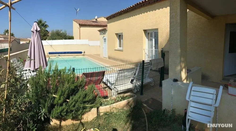 Chambre 2 Beziers Villeneuve - Havuz
