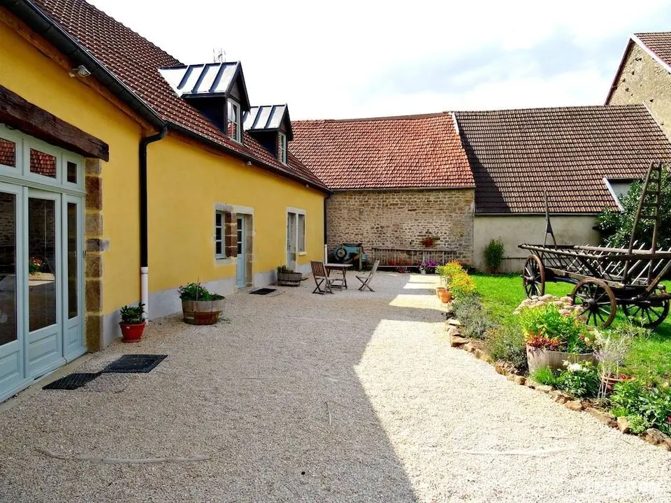 Chambres d'hôtes la Datcha Bourguignonne - Öne Çıkan Resim