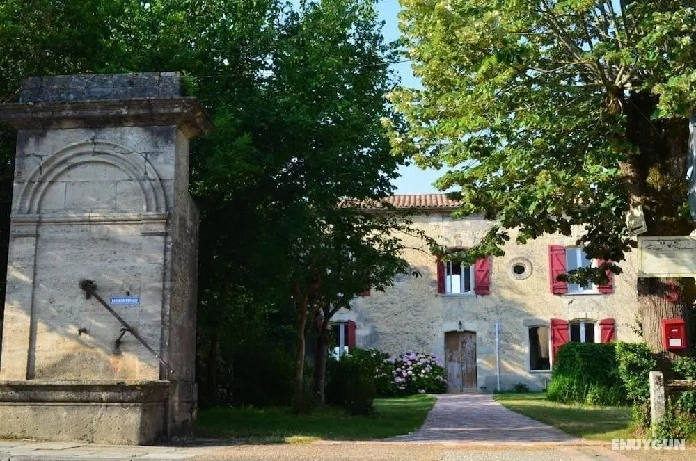 Chambres d'Hôtes Rouge Bordeaux - Öne Çıkan Resim