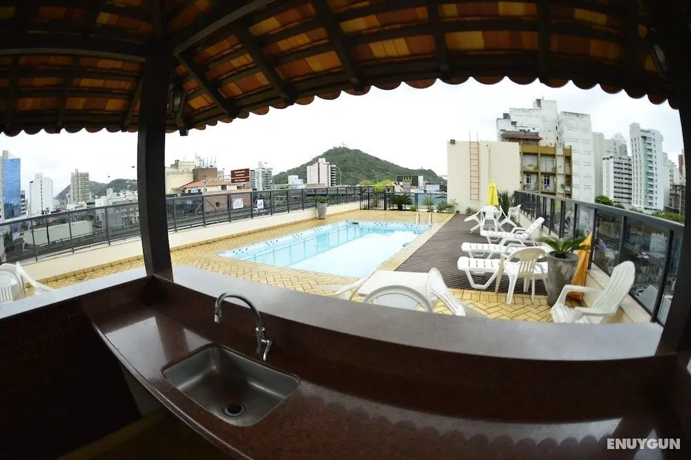 Champagnat Praia Hotel - Havuz