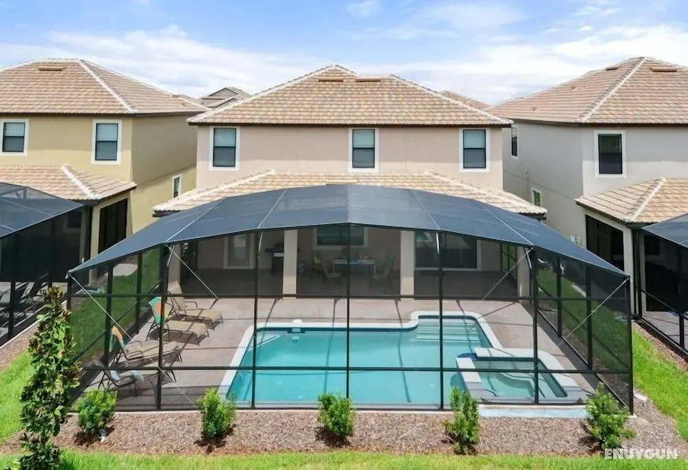 ChampionsGate 5BR Pool Home - Havuz