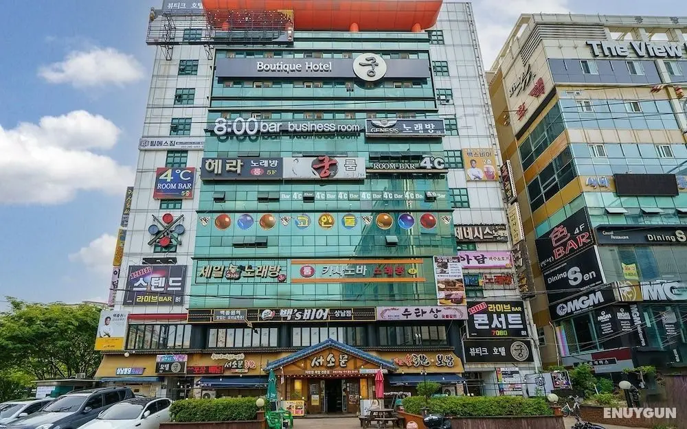 Changwon Boutique Hotel Gung - Dış Mekan
