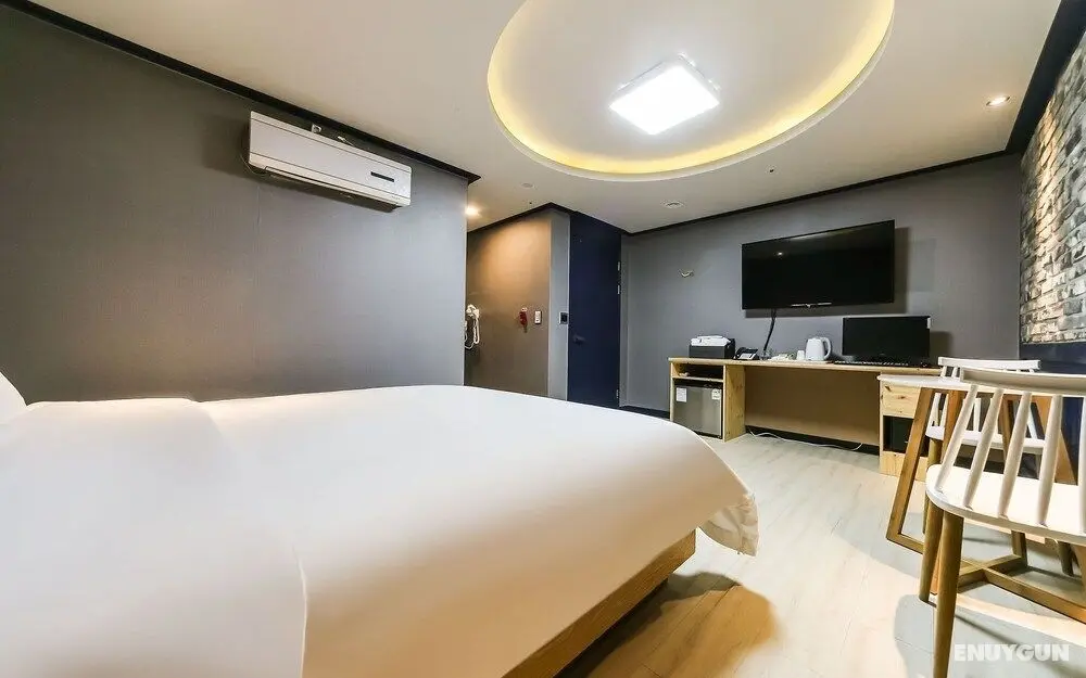 Changwon Sangnamdong Hotel JM - Oda