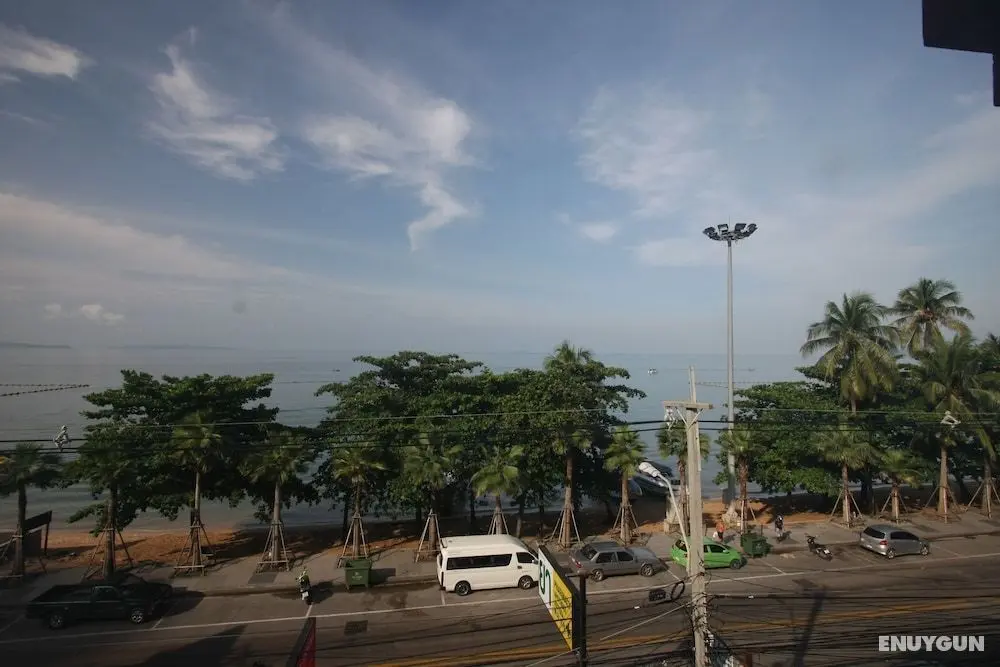 Chantorn Jomtien Guesthouse 1 - Konum Öne Çıkanlar