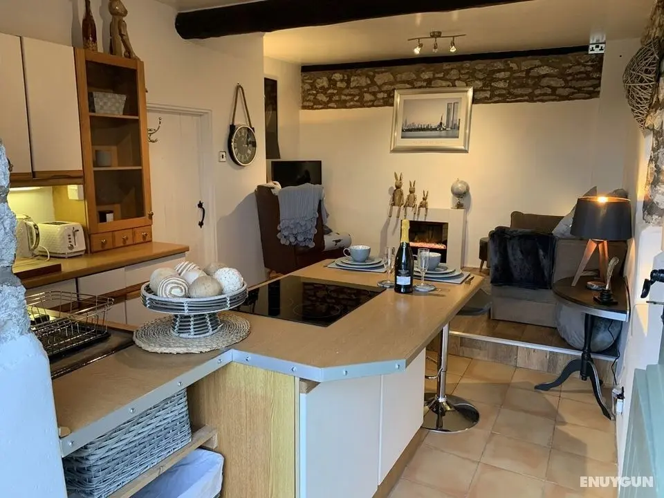 Characteristic & Cosy Self-contained 1 Bed Annexe - Öne Çıkan Resim
