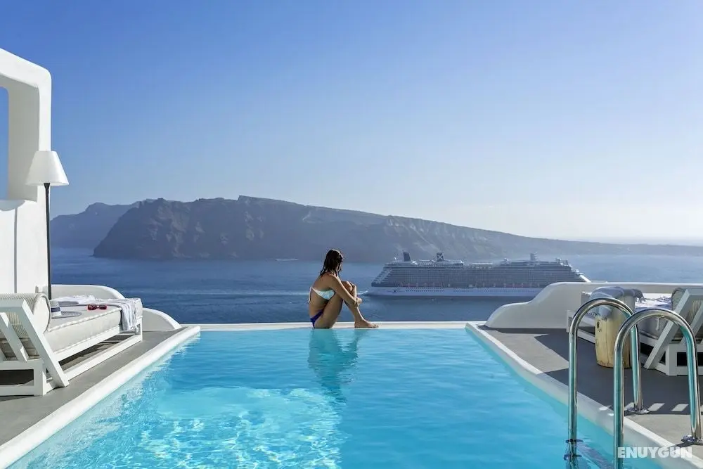 Charisma Suites - Öne Çıkan Resim