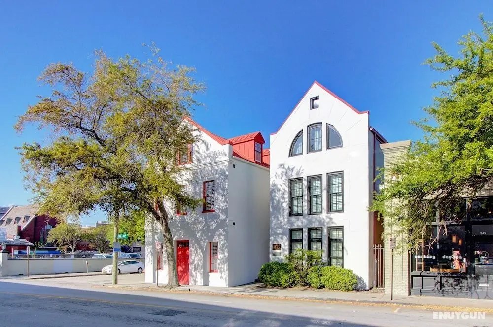 The Charleston Chestnut Mansion - Öne Çıkan Resim