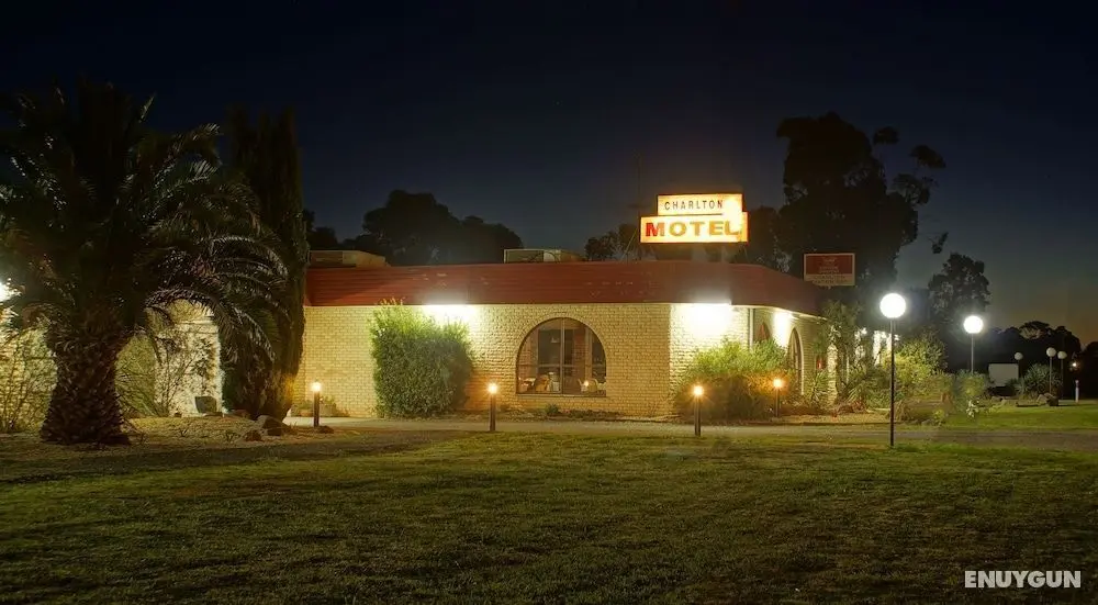 Charlton Motel - Victoria - Dış Mekan