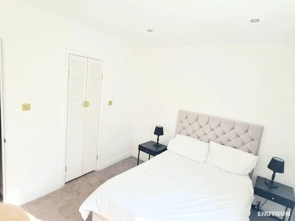 Charming 2-bed House in London - Oda