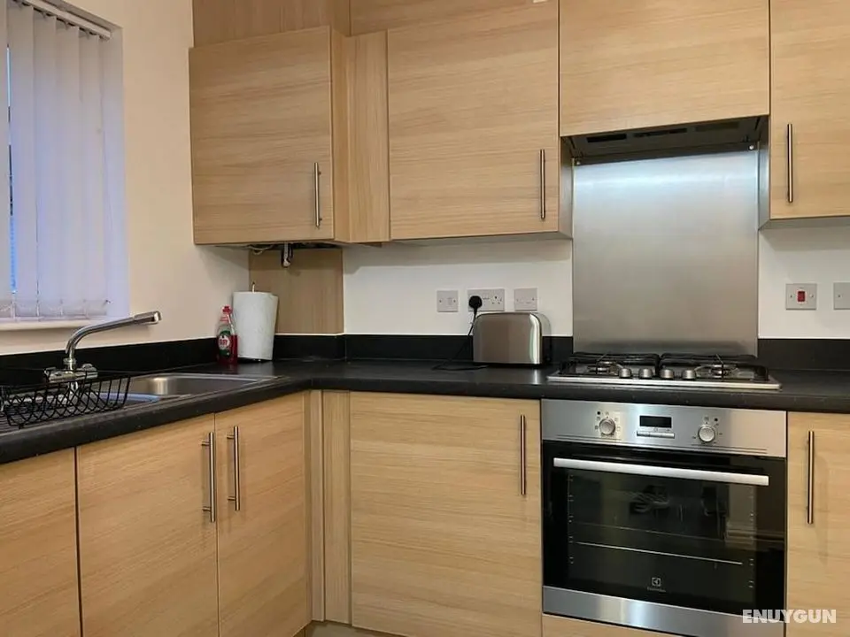 Charming 2-bed Terraced Home in Dartford - Öne Çıkan Resim