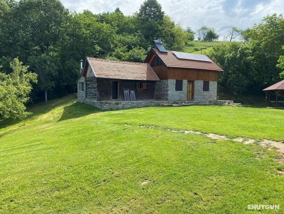Charming 2bed Cottage in Carasova, Banat Mountains - Öne Çıkan Resim
