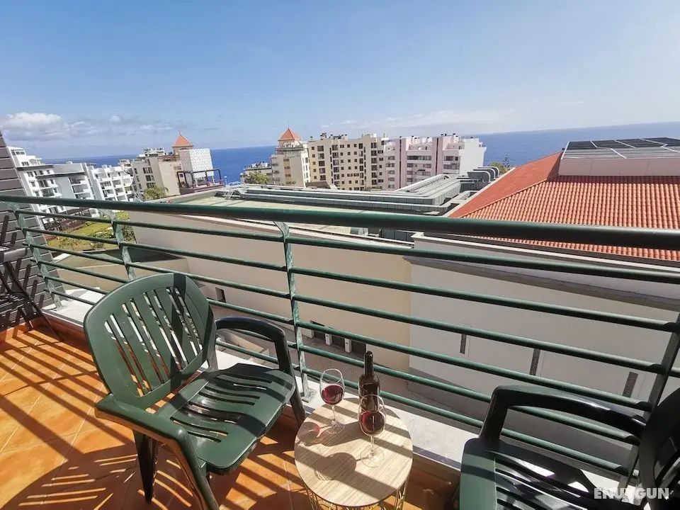 Charming 3-bed Apartment in Funchal - Öne Çıkan Resim