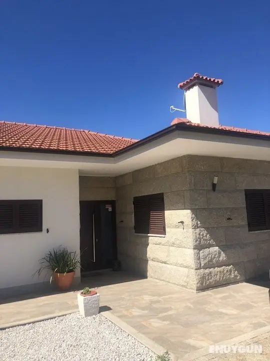 Charming 3-bed House in Travanca - Öne Çıkan Resim
