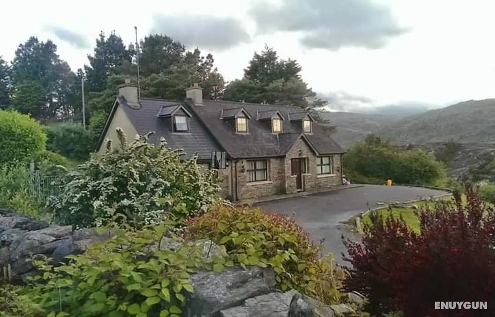 Charming 4-bed House in Glengarriff, West Cork - Öne Çıkan Resim