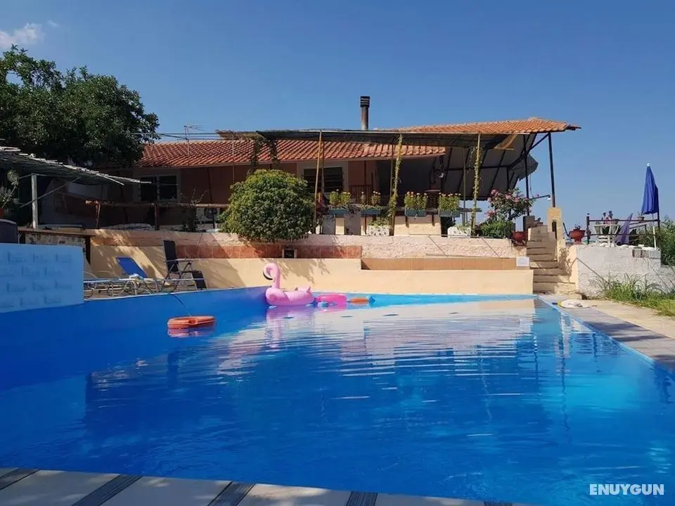 Charming 4-bed House in Pyrgetos - Öne Çıkan Resim