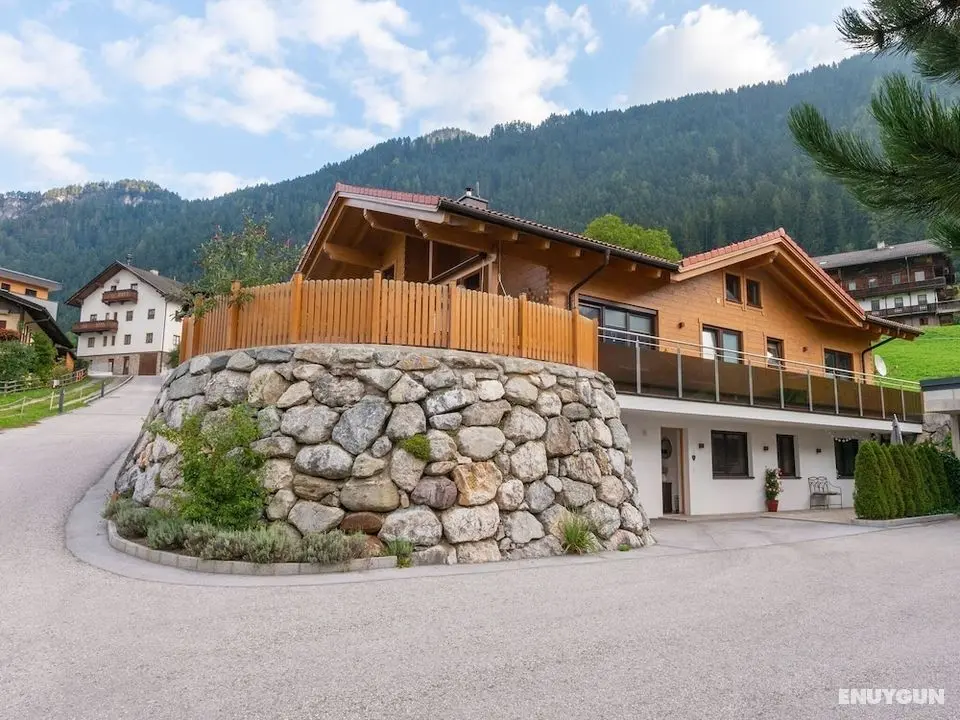 Charming Apartment in Bruck am Ziller With Terrace - Öne Çıkan Resim
