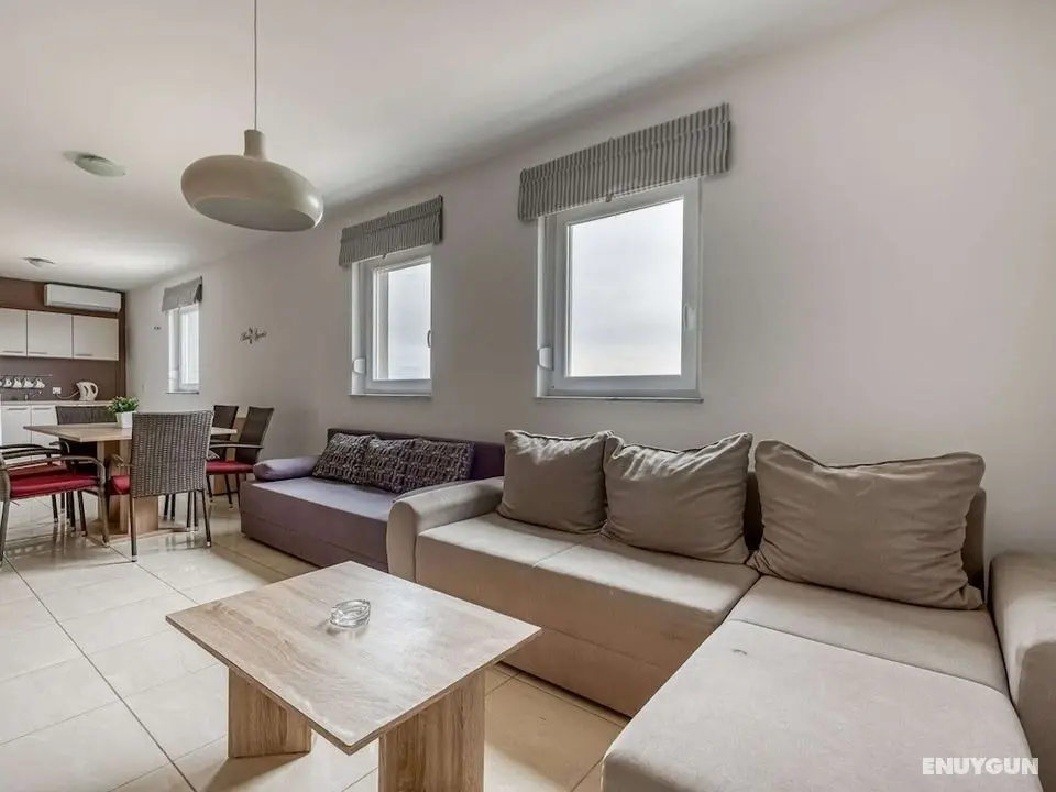 Charming Apartment in Novalja near Zrče Beach - Öne Çıkan Resim