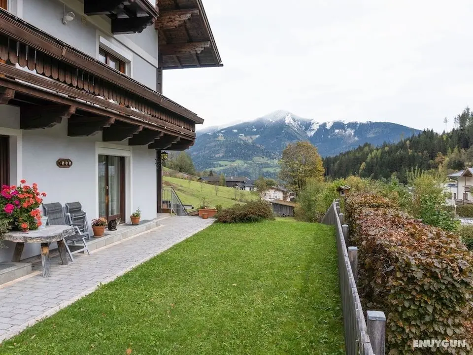 Charming Apartment in Zell am See With Mountain Views - Dış Mekan
