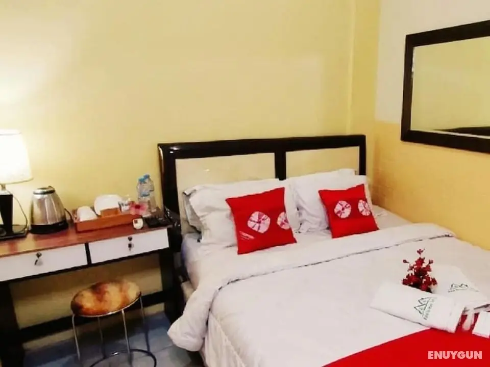 Charming Deluxe Room With Ac and Wifi - Öne Çıkan Resim
