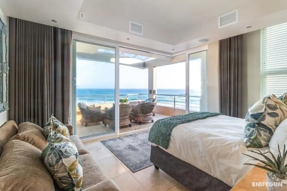 Charming Room in a Seafront Villa With its own Kitchen and Lounge - Öne Çıkan Resim